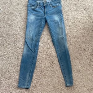 Gap size 28 jeans